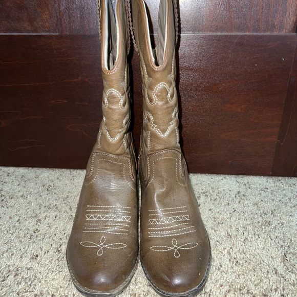 Womens Cowboy boots size 8. - Picture 4 of 4